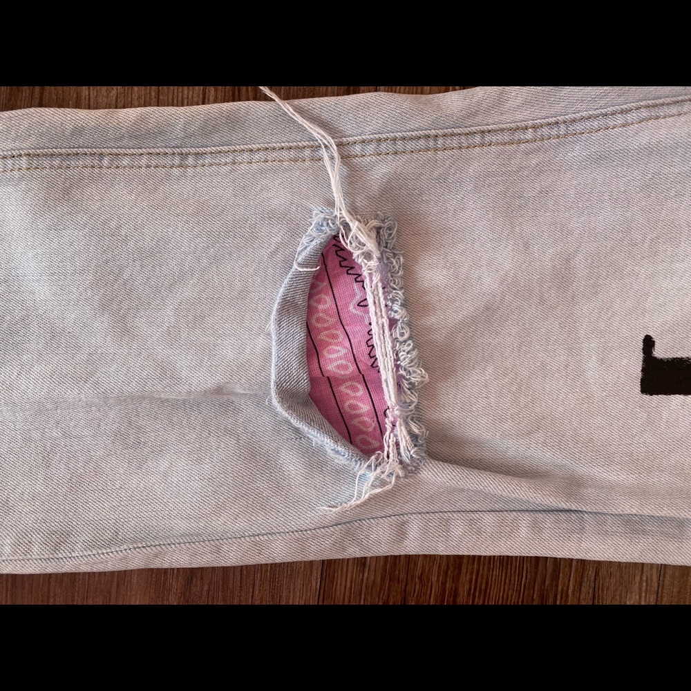 Custom Jeans - Banksy inspired - Picture 4 of 5